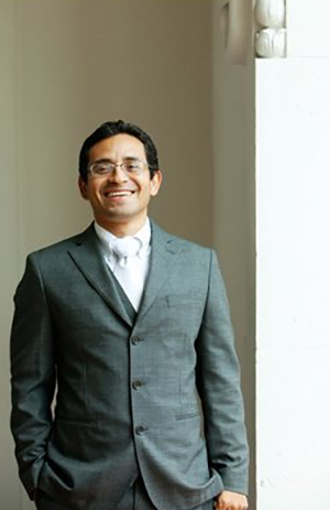 Arbis Rojas MD | All-on-4 reg , Implant Dentistry and Invisalign reg